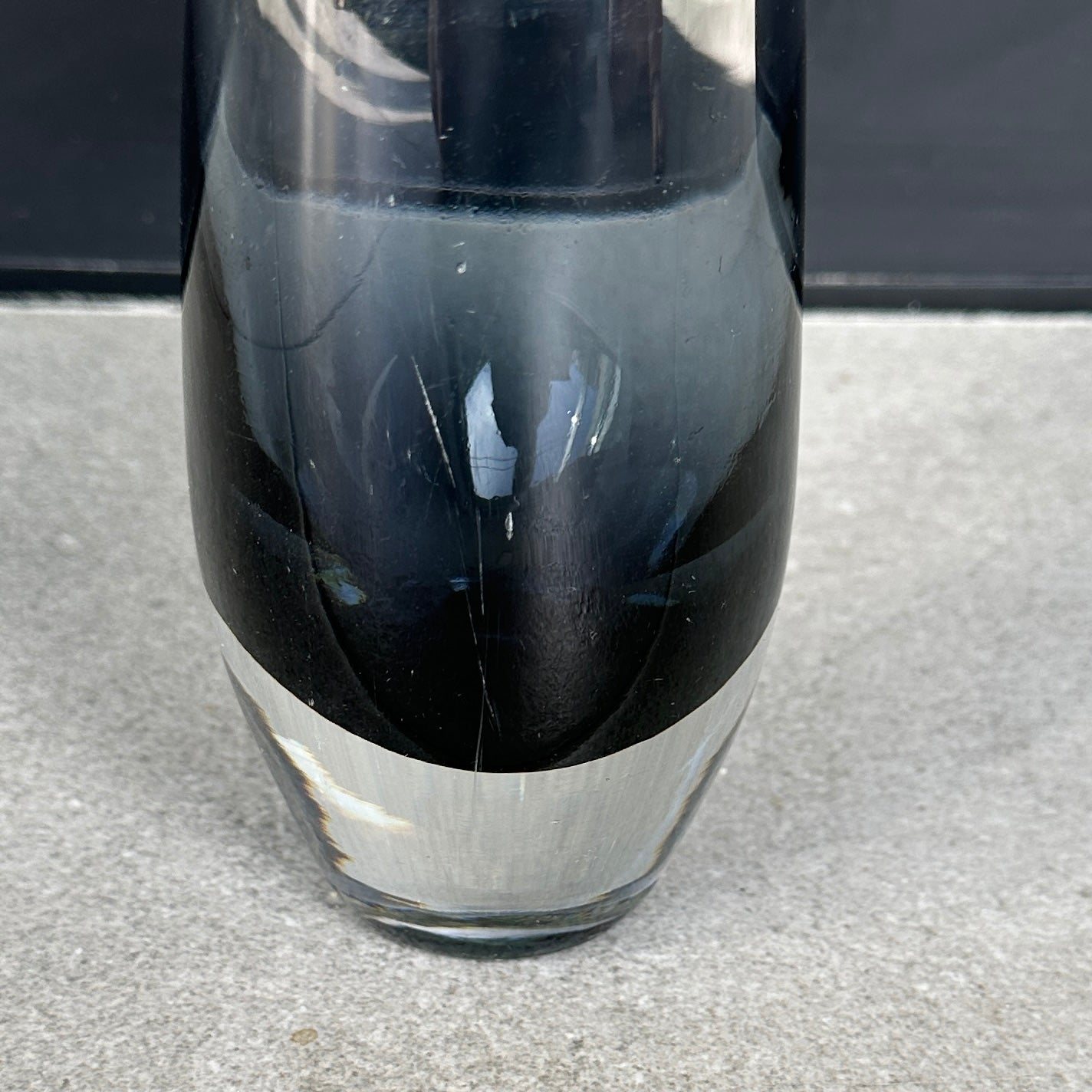 Vase en verre gris vintage scandinave