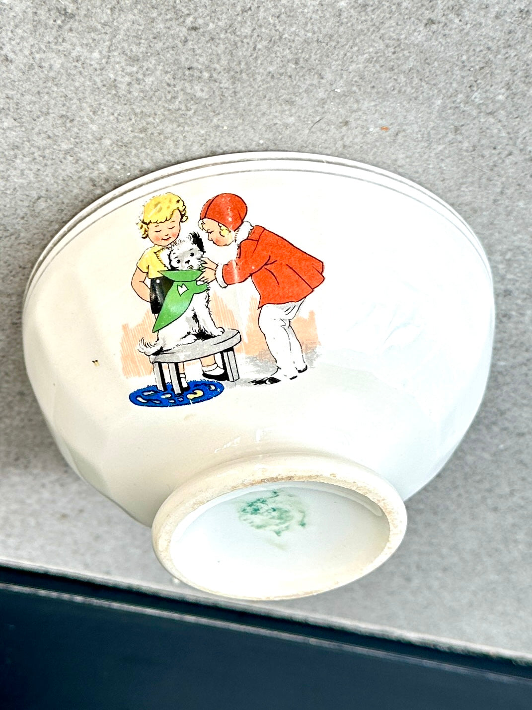 Bol ancien en faïence décor enfantin naïf – années 1930/1950 – décor jeux d'enfants