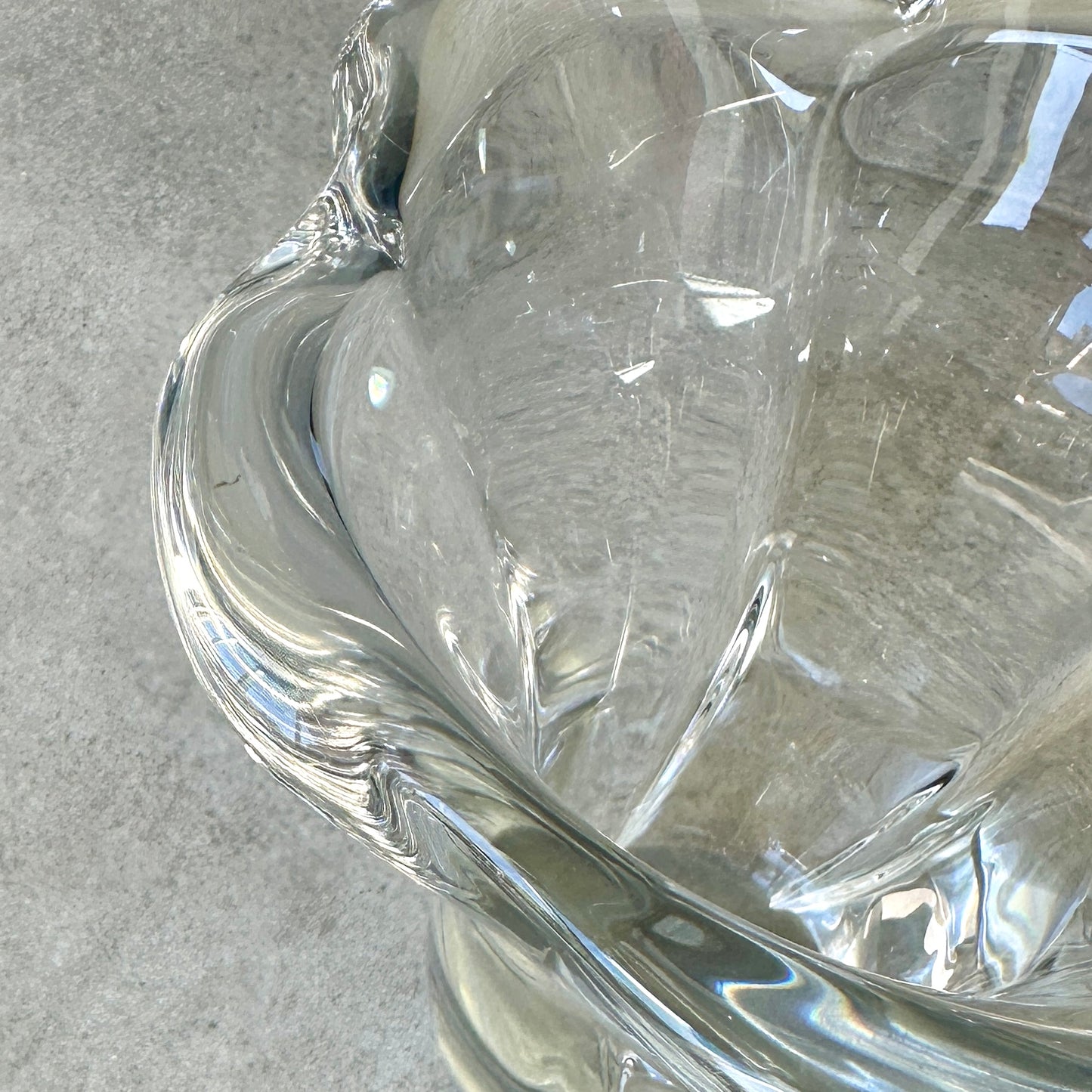Vase DAUM France signé en cristal – Pièce vintage