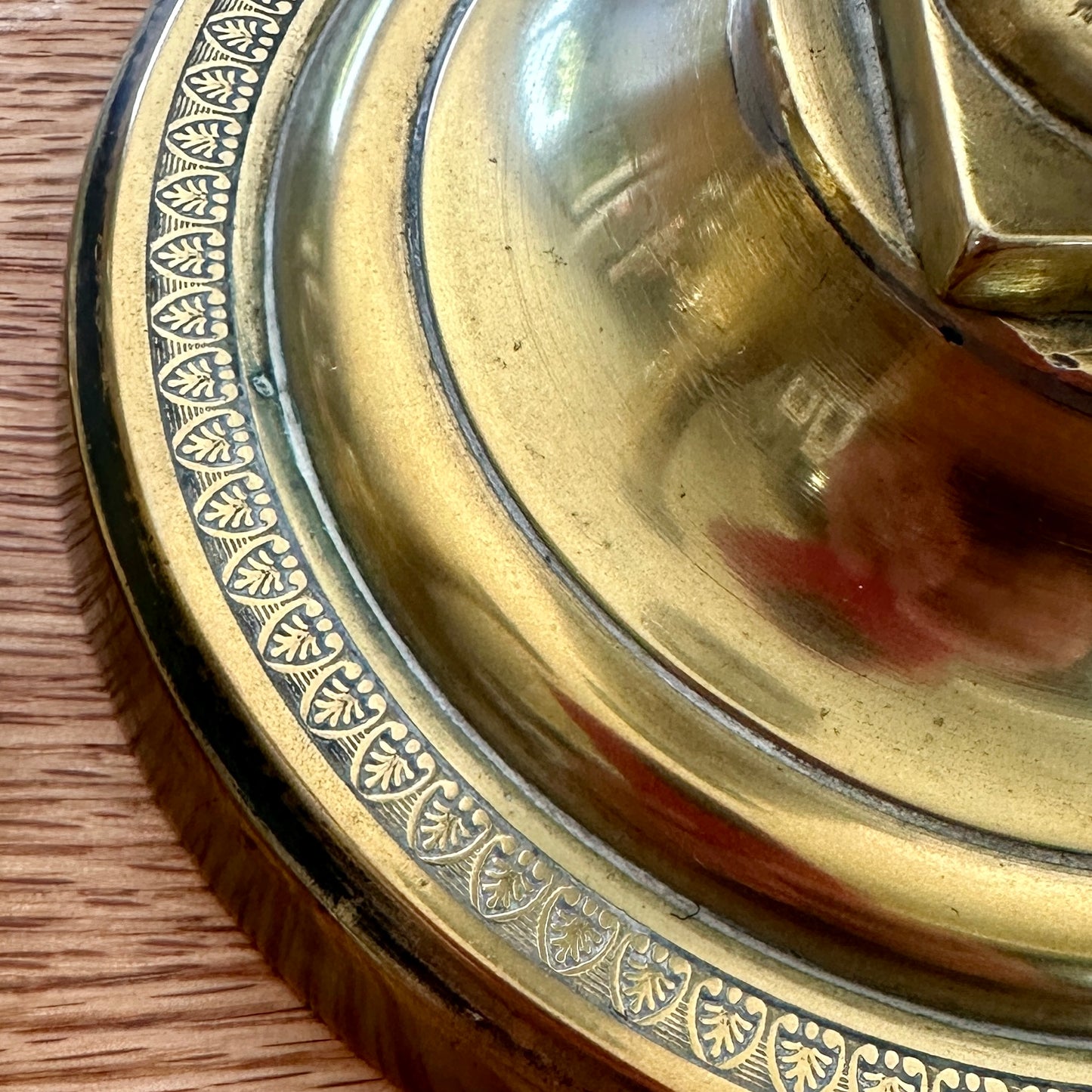 🕯️ Paire de Bougeoirs en Laiton XIXe – Style Néoclassique