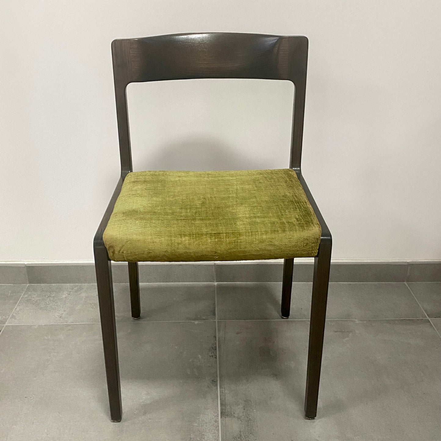 4 chaises scandinaves vintage