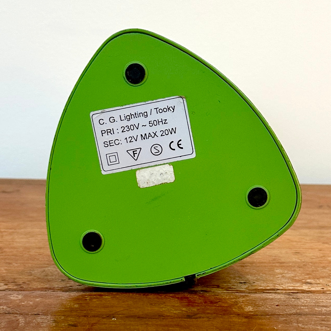 Lampe de Bureau Design en Plastique Vert – Design Télescopique et Orientable