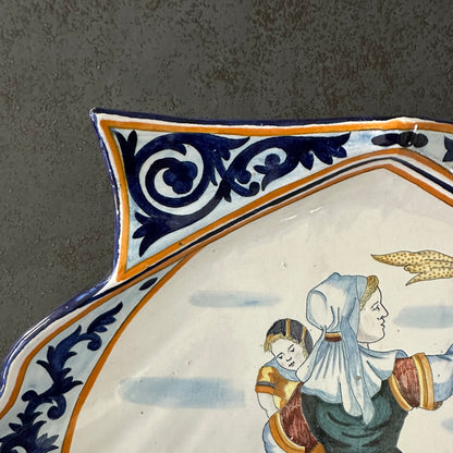 Faience - Henriot Quimper - plat coquille
St Jacques grande taille (33 cm)