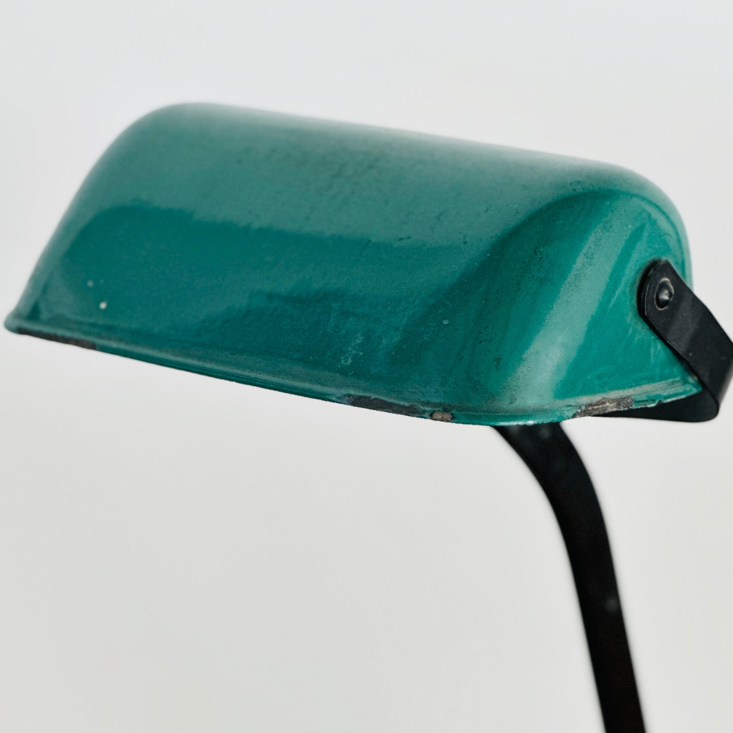Lampe de bureau HORAX à piètement escalier - Circa 1930