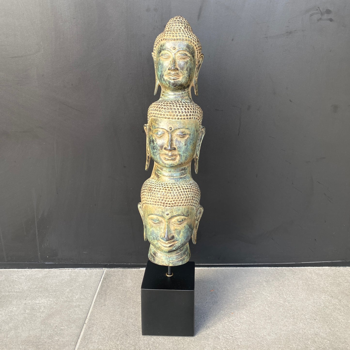 Statue bronze - 3 têtes de bouddha sur socle