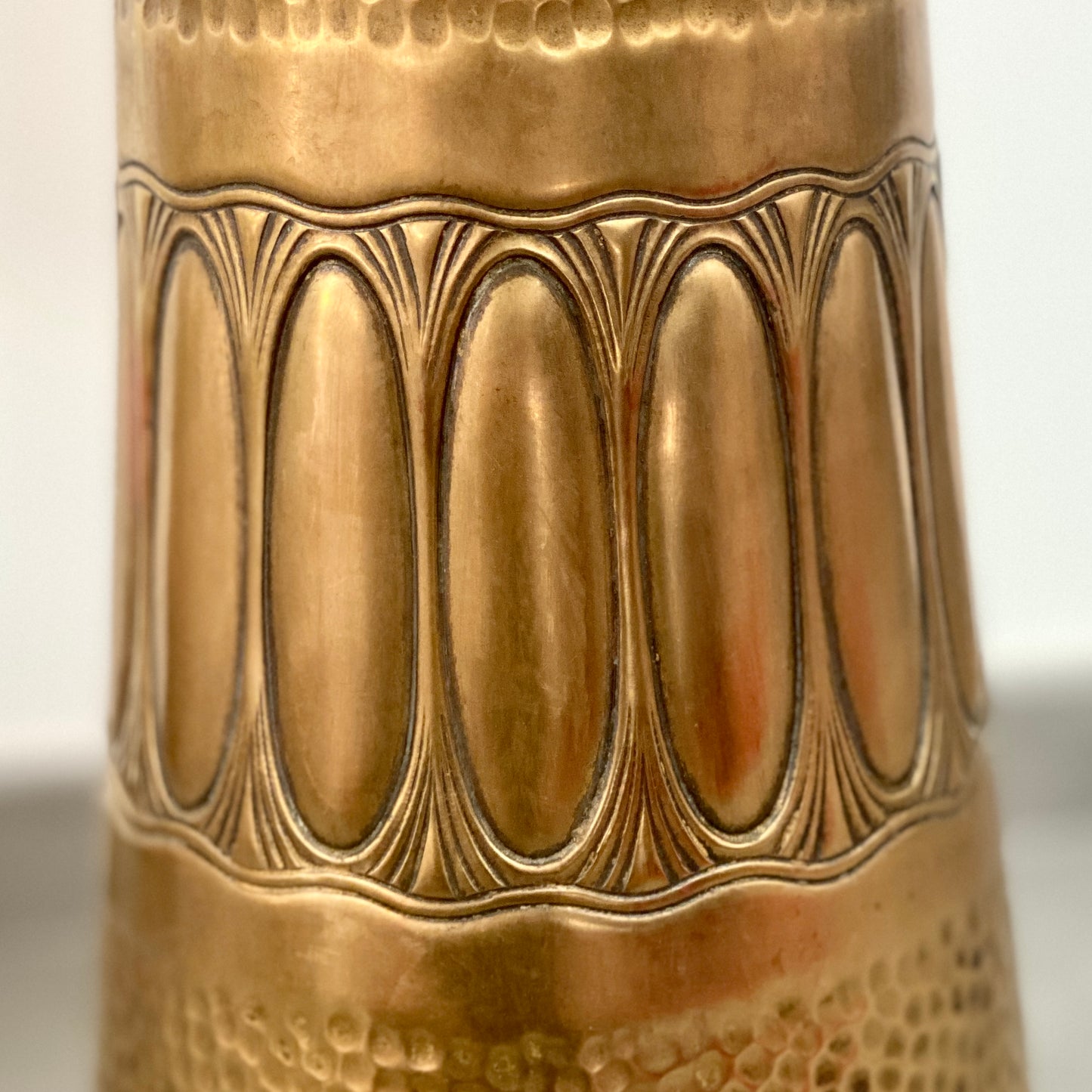 Lampe art déco sur Vase - Laiton - grande taille