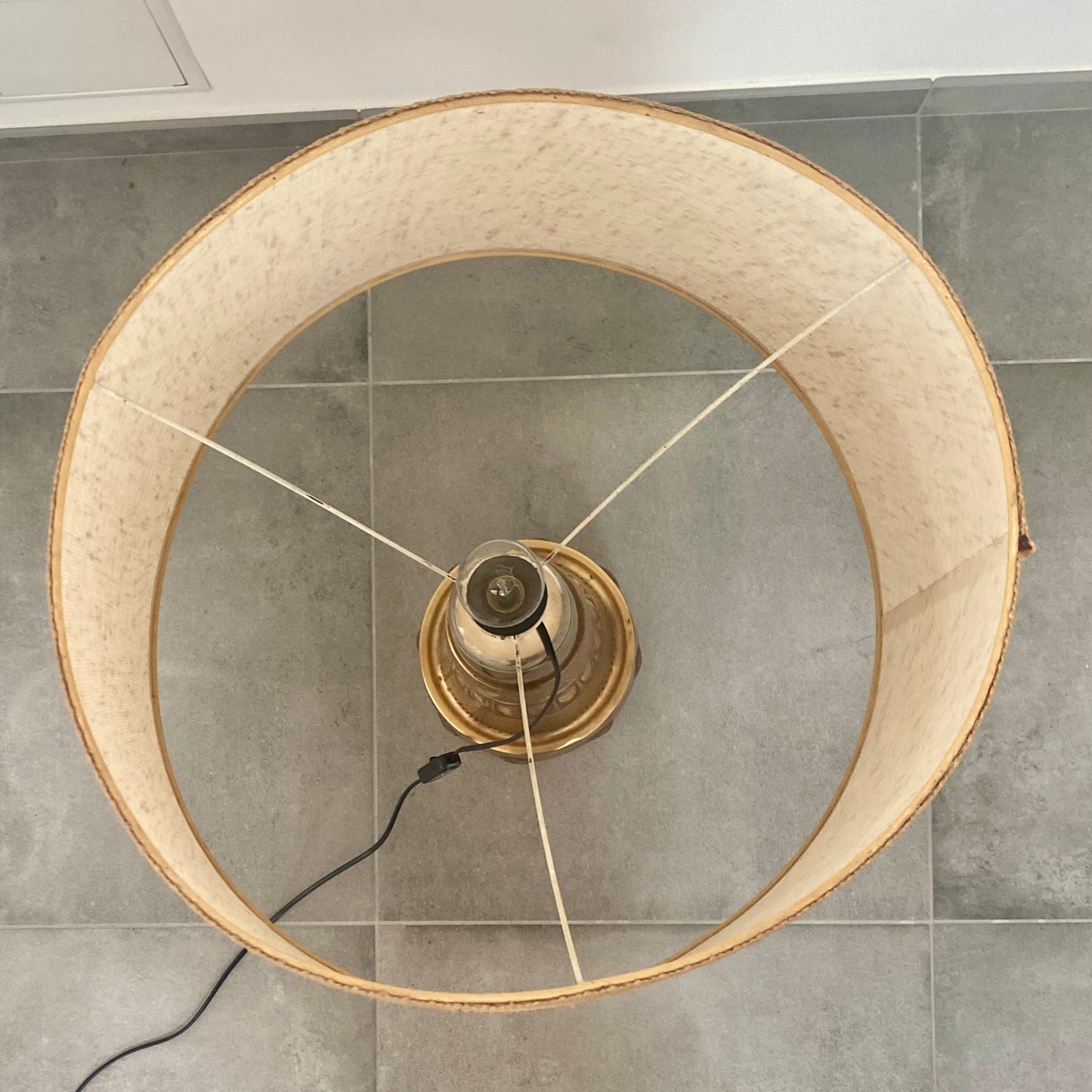 Lampe art déco sur Vase - Laiton - grande taille