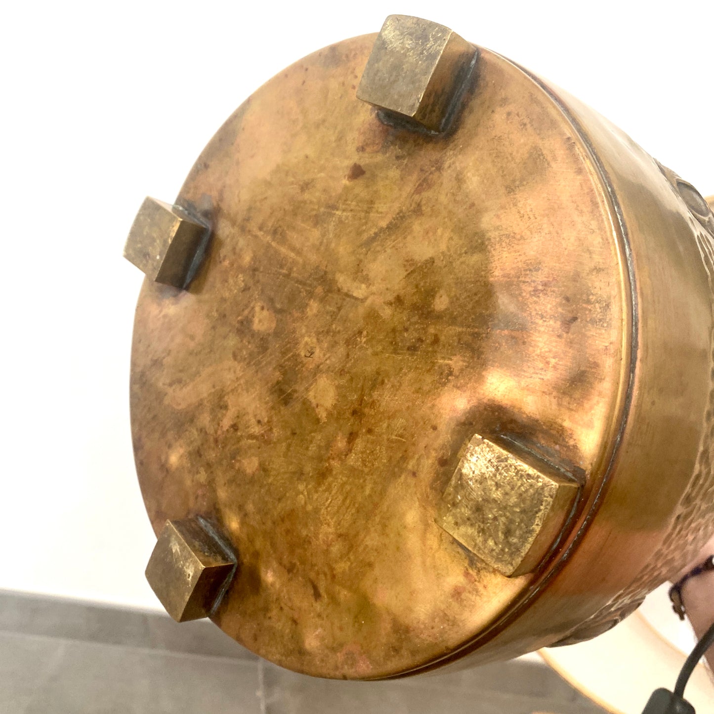 Lampe art déco sur Vase - Laiton - grande taille