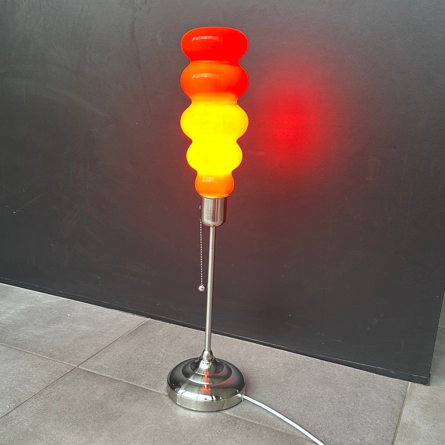 Lampe design POP vintage moderne en verre orange style 70’s