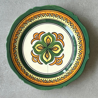 Assiette faïence bretonne Henriot Quimper – motif géométrique vert-jaune-orange - Ø 24 cm