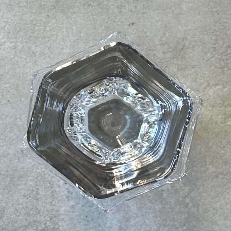 Vase en cristal hexagonal signé Daum France – 35 cm – Cristal clair Made in France