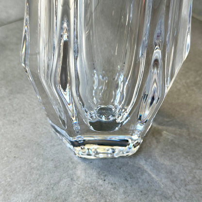 Vase en cristal hexagonal signé Daum France – 35 cm – Cristal clair Made in France