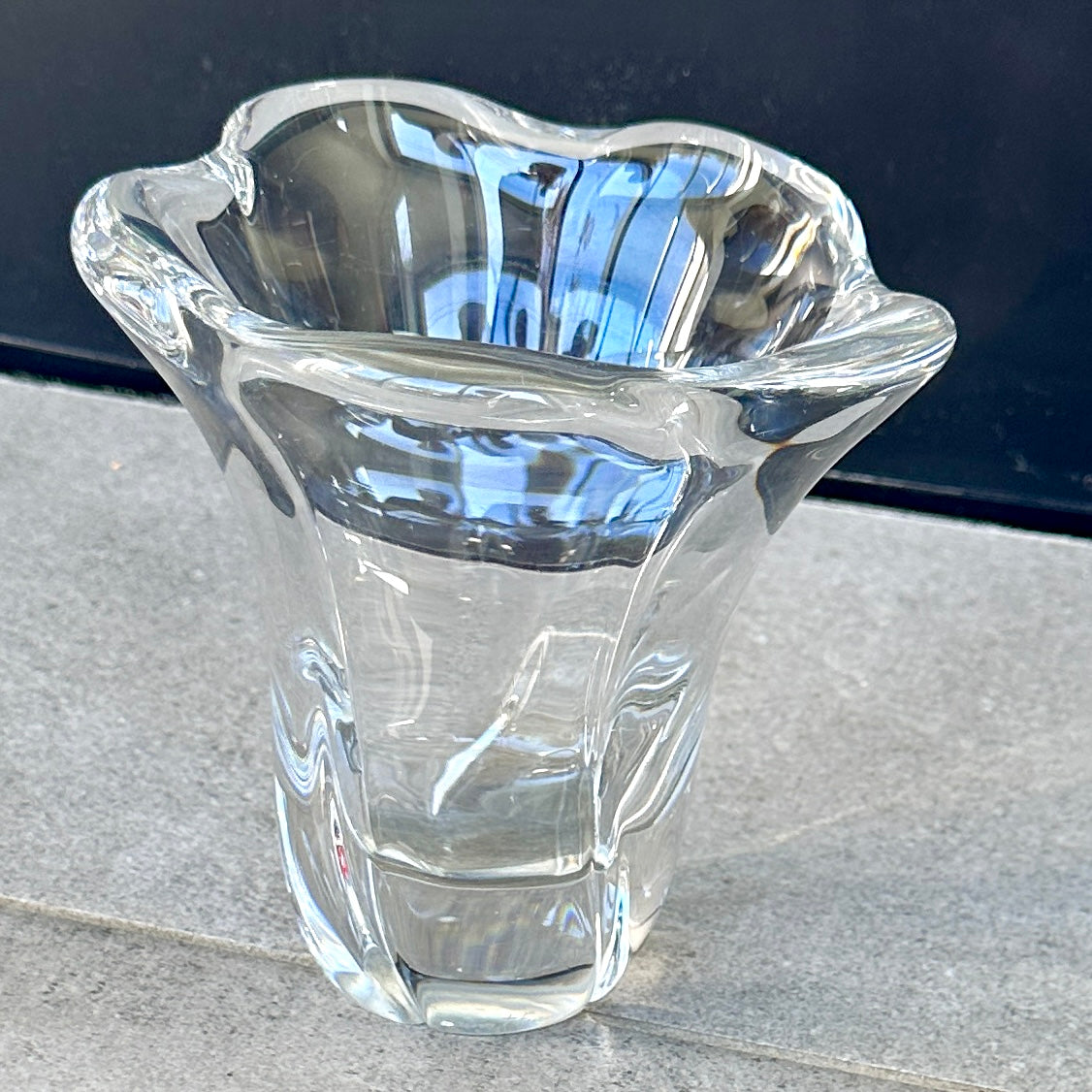 Vase DAUM France signé en cristal – Pièce vintage