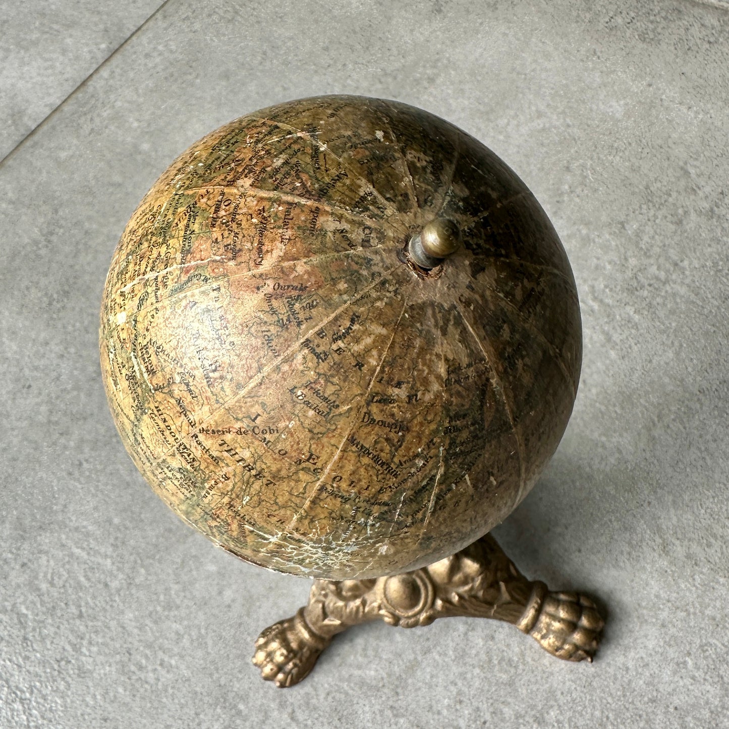 Globe Terrestre Ancien J.L & Cie 🌍 | Piètement Métal Doré | XIXᵉ siècle | 20,5 cm