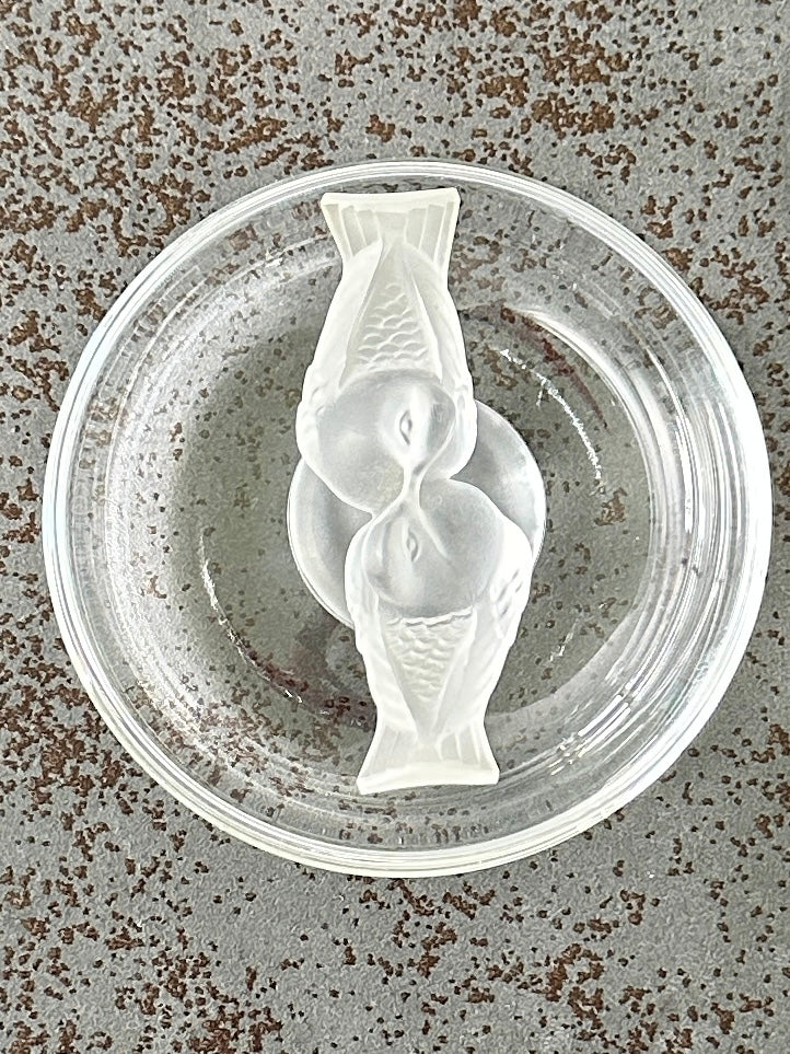 Baguier en cristal signé Lalique France - Modèle Couple de Colombes