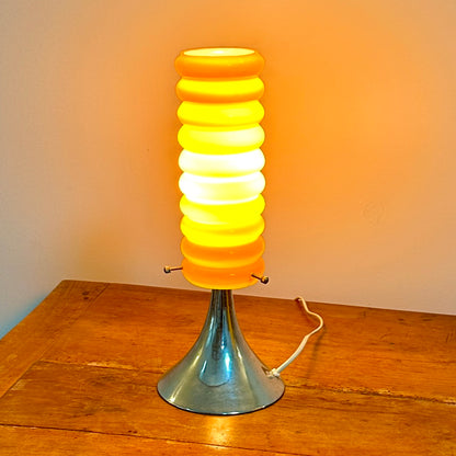 Lampe Vintage Orange – Base Tulipe Chromée & Abat-Jour en Verre