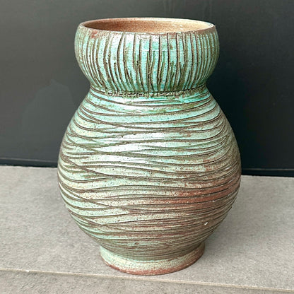 Vase Accolay en céramique émaillée turquoise – Années 60 – H 23 cm