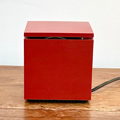 Lampe CINI & NILS – Design Iconique OPI Milano - Modèle : Cuboluce rouge