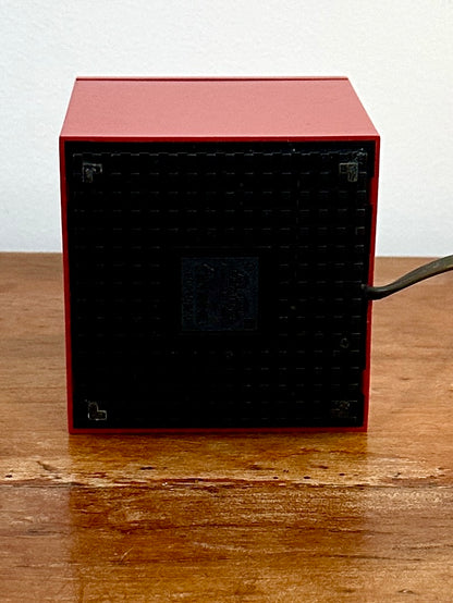 Lampe CINI & NILS – Design Iconique OPI Milano - Modèle : Cuboluce rouge