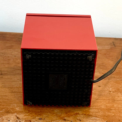Lampe CINI & NILS – Design Iconique OPI Milano - Modèle : Cuboluce rouge