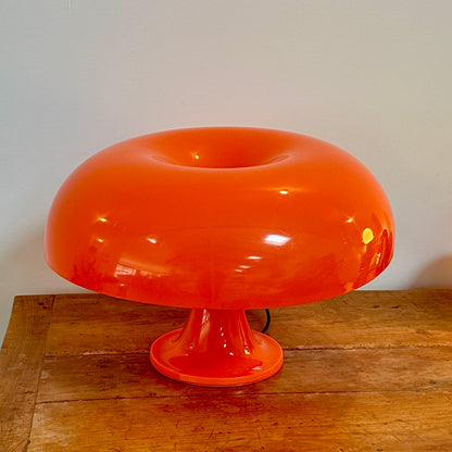 Lampe Giancarlo Mattioli - Modèle Nesso - ARTEMIDE