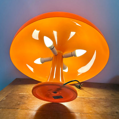 Lampe Giancarlo Mattioli - Modèle Nesso - ARTEMIDE