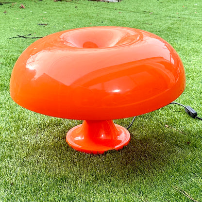 Lampe Giancarlo Mattioli - Modèle Nesso - ARTEMIDE