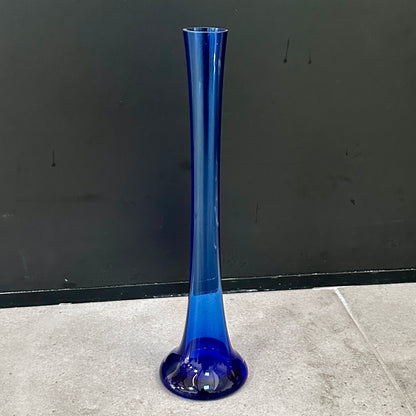 Soliflore en Verre Bleu Vintage des Années 80 – Élégance et Style Rétro
