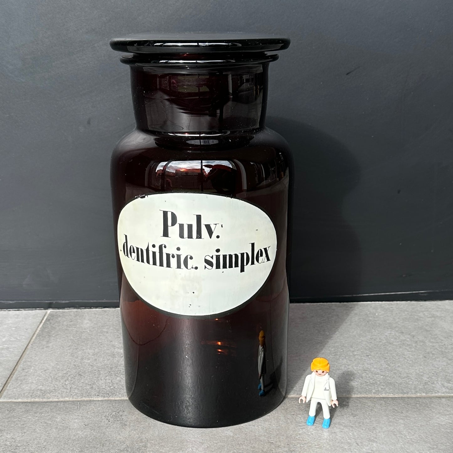 Grande Bouteille de Pharmacie Ancienne en Verre Ambre