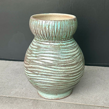 Vase Accolay en céramique émaillée turquoise – Années 60 – H 23 cm