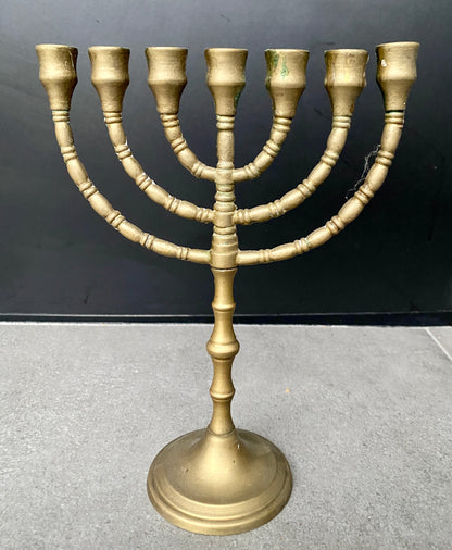 Chandelier à 7 branches (Menorah) en laiton