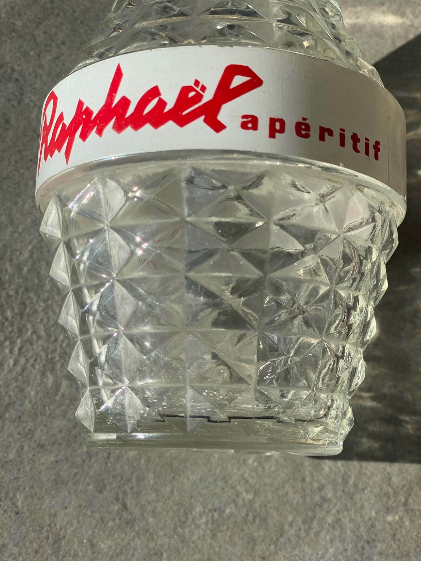 Carafe Vintage - St Raphaël apéritif - En verre - petit modèle