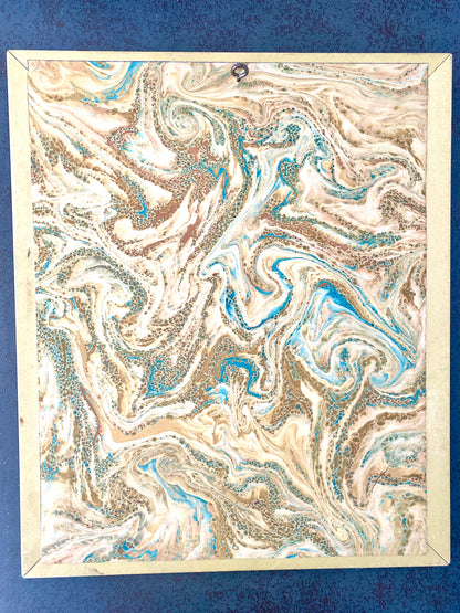 Miroir - format moyen - bois - lisse et doré