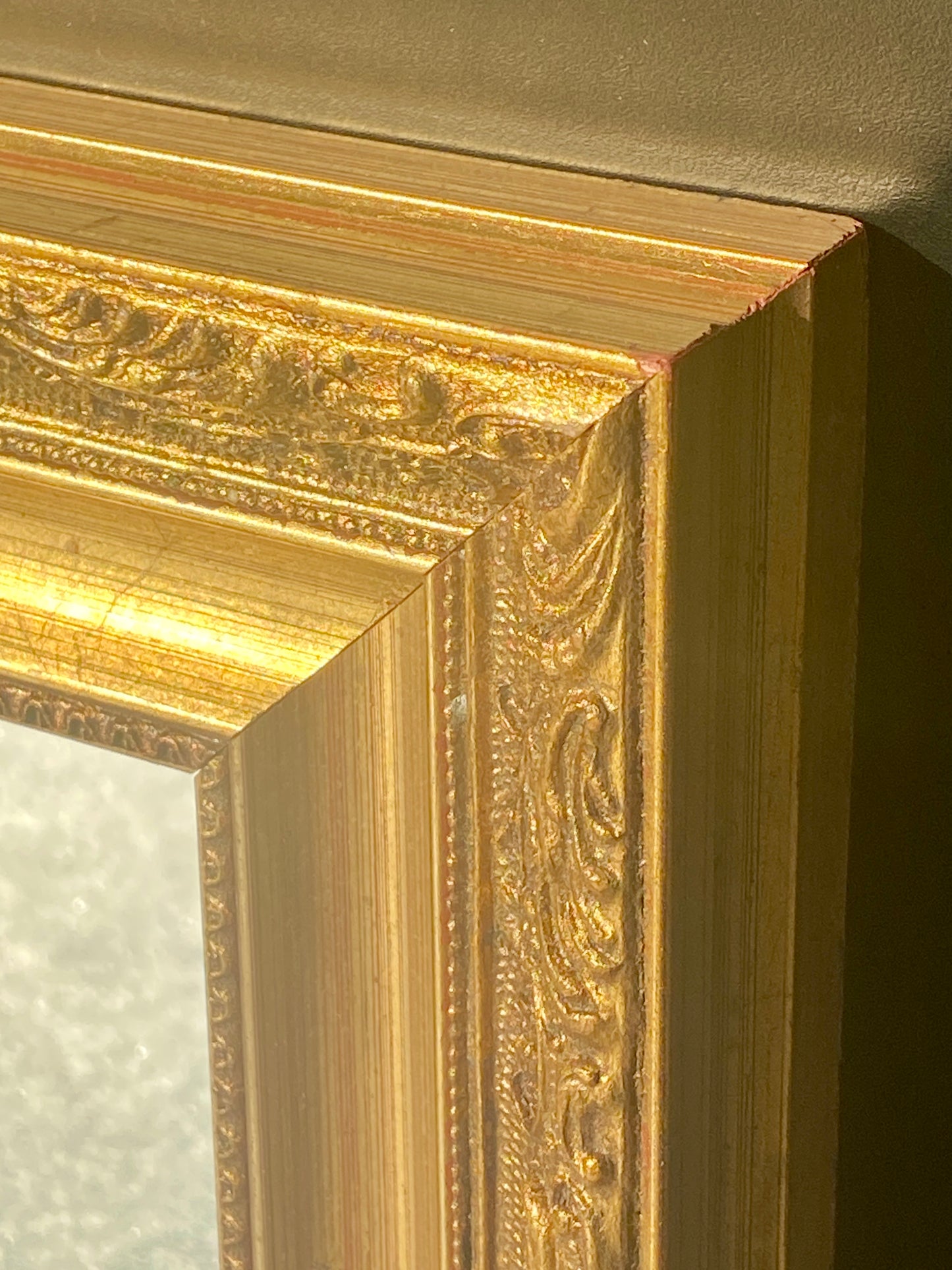 Grand miroir - bois doré - décor moulures
